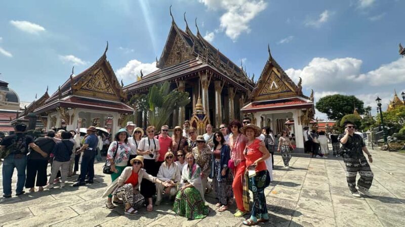 First Time in Bangkok? - A Tasty Thai Lunch and Local Transportation