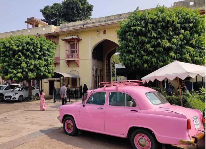 First-Time in Jaipur: Private City Tour with Local Guide - Key Points