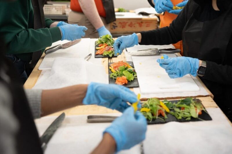 fish-cutting-class