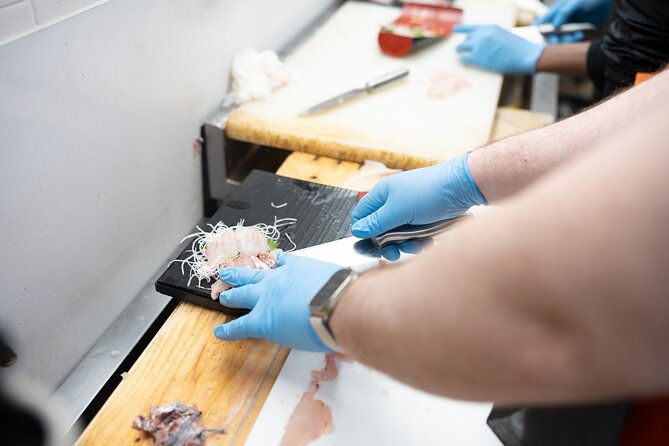fish-cutting-workshop-in-kyoto-japan
