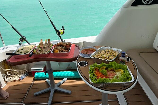 fishing-and-eating-straight-from-the-sea-saona-island-and-palmilla