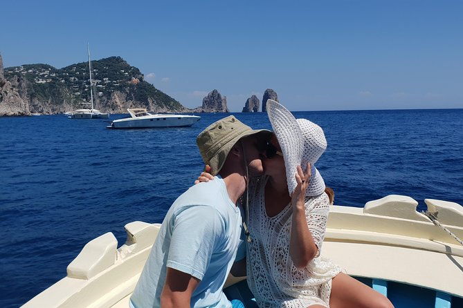 fishing-and-tourism-in-capri