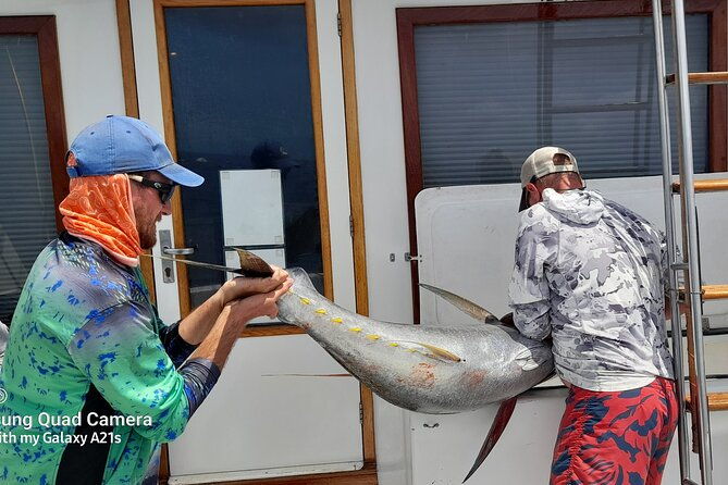 fishing-charter-6-hours