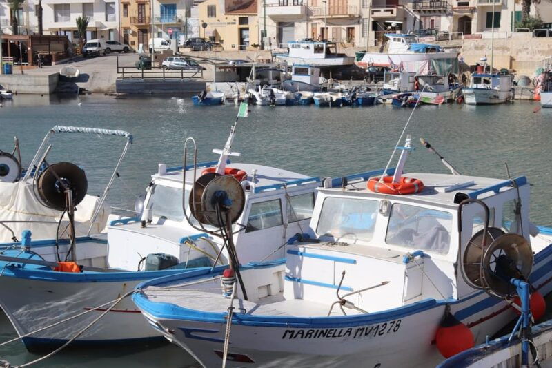 fishing-in-selinunte-and-lunch-with-cooking-of-the-catch