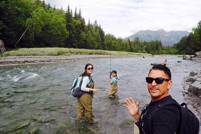 fishing-package-rental-in-anchorage-chestwader-spinning-rod-reel-combo