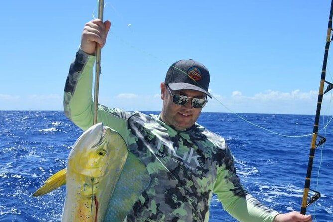 fishing-pro-charters-boat-excursion-mar-quesa