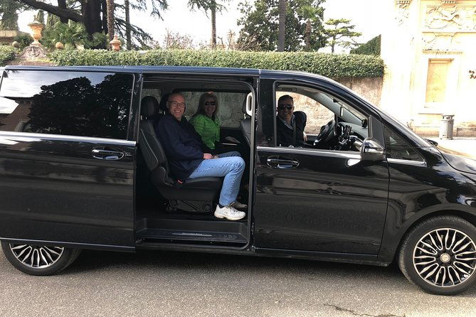 fiumicino-airport-private-transfers-with-luxury-mercedes-van