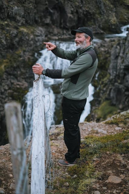 fjordside-hills-hiking-tour