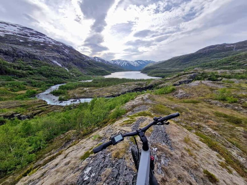 Flam-Myrdal: Guided e-bike tour on the famous Rallarvegen. - Why You Should Consider This Tour