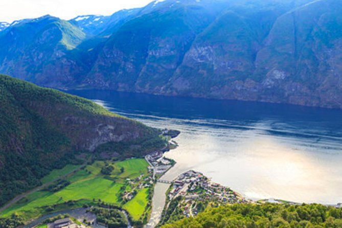 flam-the-spectacular-stegastein-viewpoint-tour-small-group