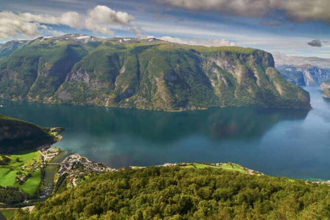 flam-the-spectacular-stegastein-viewpoint-tour-small-group