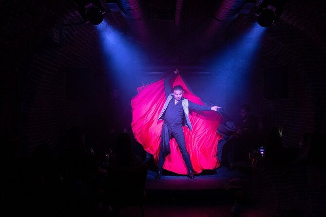 flamenco-show-at-tablao-la-carmela-in-madrid