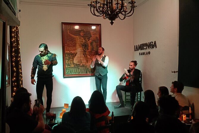 Flamenco Show in Seville at Bar and Tapas - Key Points