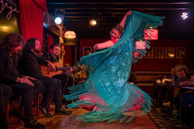 Flamenco Show Ticket at tablao Jardines de Zoraya Granada - Authenticity, Passion, and Intimacy — Who Will Love This?