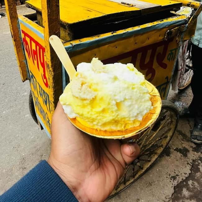 Flavors of Lucknow: Guided Food Tasting Tour with a Local - Who Should Consider This Experience?