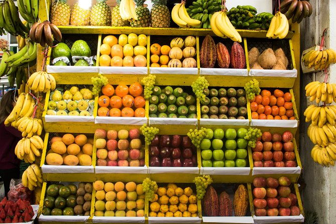 flavors-tradition-walking-city-tour-with-food-tasting