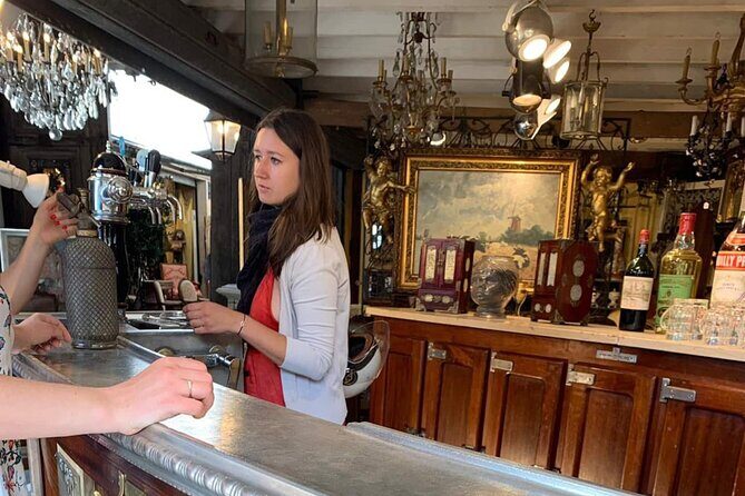 Flea Market Secrets near Montmartre: A Paris Hunt for Treasures - Who This Tour is Perfect For