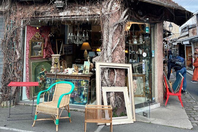 Flea Market Secrets near Montmartre: A Paris Hunt for Treasures - FAQ