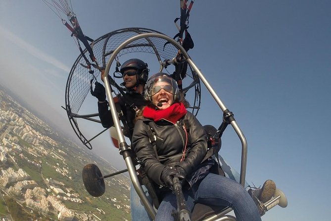 flight-experience-over-the-beach-in-paragliding-paratrike-in-the-algarve-with-video