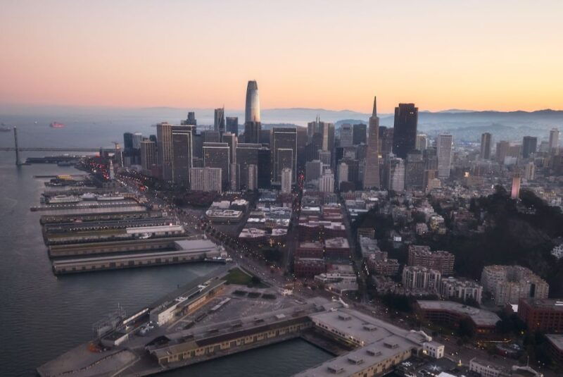 flight-over-san-francisco-night-tour