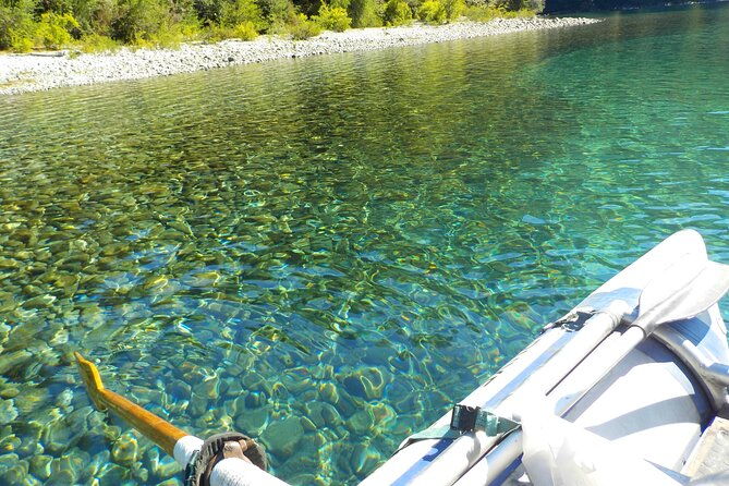 floating-a-lake-in-villa-la-angostura