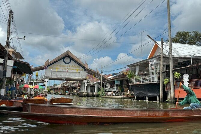 Floating Market and Railway Market Private Tour VIP Transport - In-Depth Review of the Itinerary