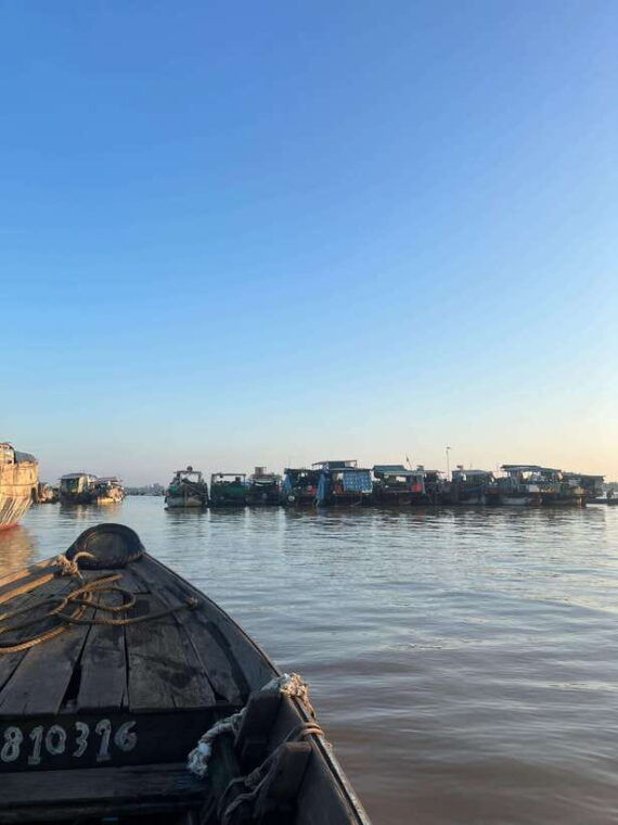 floating-market-flower-village-authentic-mekong-delta-tour