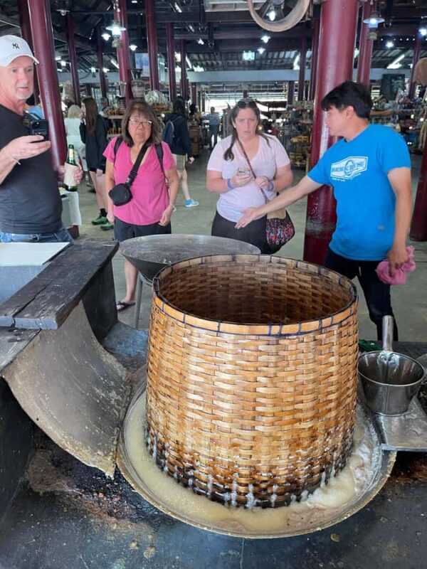 Floating Market & Railway Market  Private Tour - FAQ