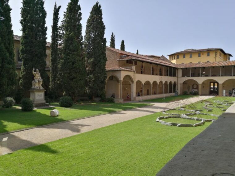 florence-1-5-hour-santa-croce-guided-experience-2