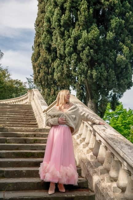 Florence: A photoshoot in luxurious dresses - What to Expect from the Florence Luxurious Dress Photoshoot
