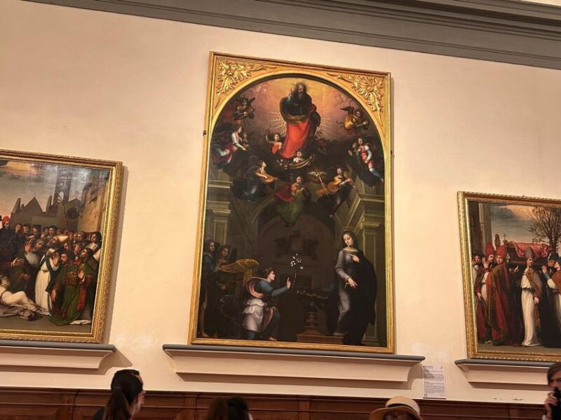 florence-accademia-and-david-entrance-ticket-with-a-host