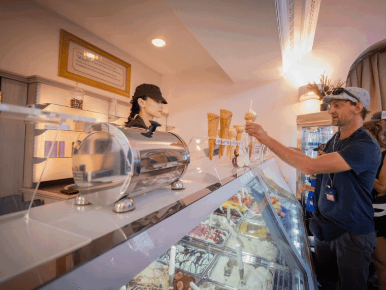 florence-accademia-gallery-vintage-bike-tour