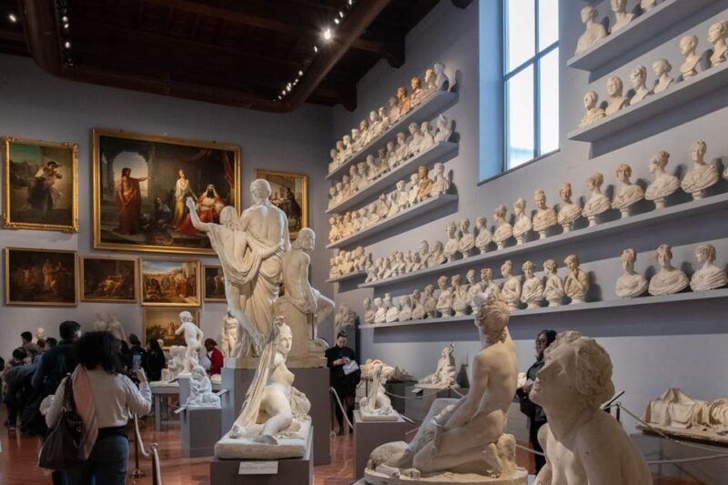 florence-accademia-ticket-audio-guided-tour-with-host