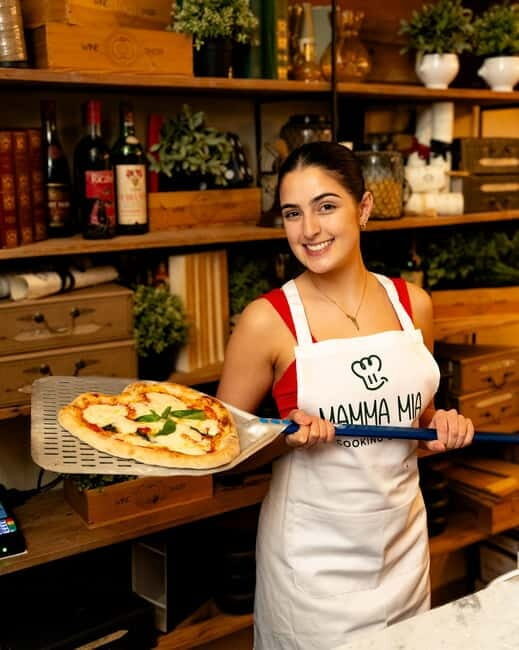 Florence: Authentic Pizza & Gelato Experience+Unlimited Wine - The Experience in Detail