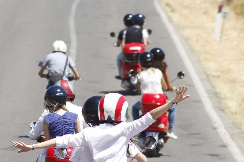 florence-badesse-tuscany-group-vespa-tour-with-wine-tasting