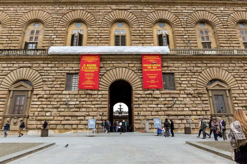 Florence: Boboli Gardens Reserved Entry Ticket + Audio App - Navigating the Gardens