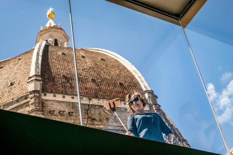 florence-cathedral-entry-with-dome-cupola-and-bell-tower
