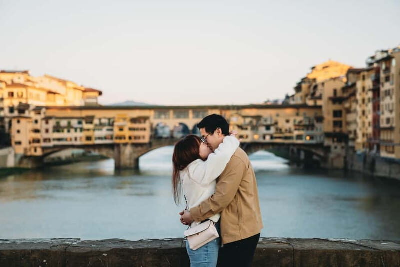 Florence: Classics Photoshoot with Ponte Vecchio Bridge - Style and Flexibility of Packages