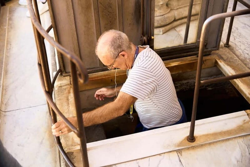 Florence: Duomo Dawn Entry with Key Holder & Dome Climb Tour - An In-Depth Look at the Experience