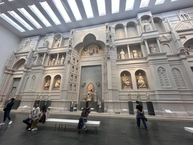 florence-duomo-museum-tour-brunelleschis-dome-climb