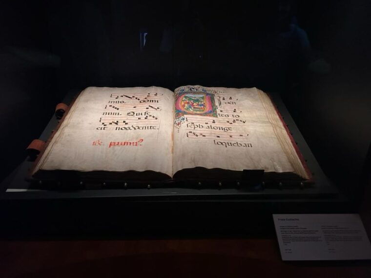 florence-duomo-museum-tour-brunelleschis-dome-climb