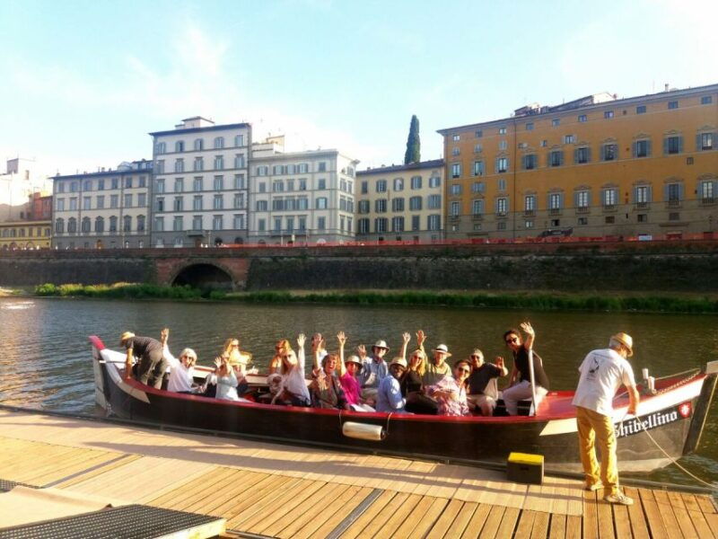 florence-guided-gondola-boat-tour-with-a-glass-of-wine