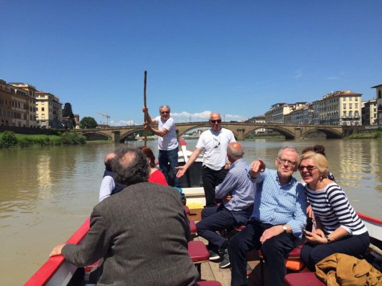 florence-guided-gondola-boat-tour-with-a-glass-of-wine