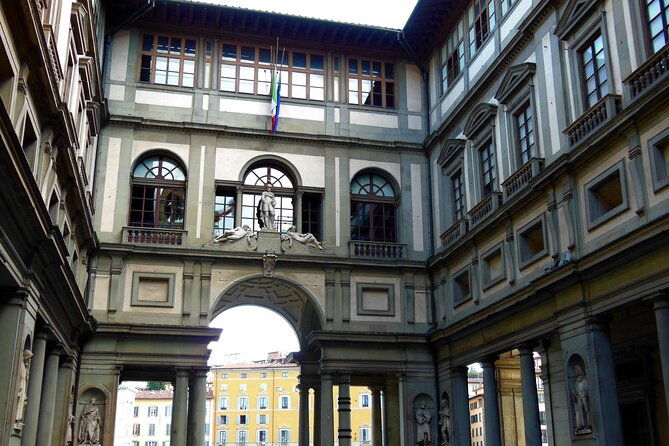florence-guided-walking-tour-uffizi-ticket-with-direct-access-2