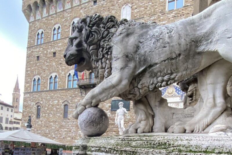 florence-historical-centre-and-legends-tour-for-small-groups