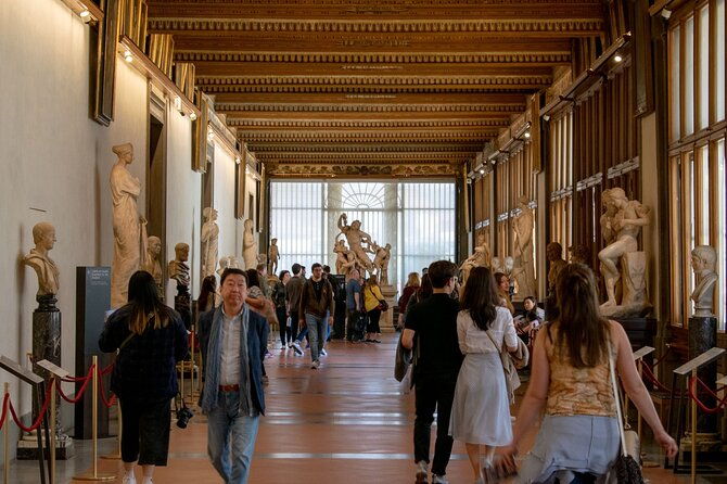 florence-in-one-day-with-a-localguide-uffizi-city-walk-accademia-2