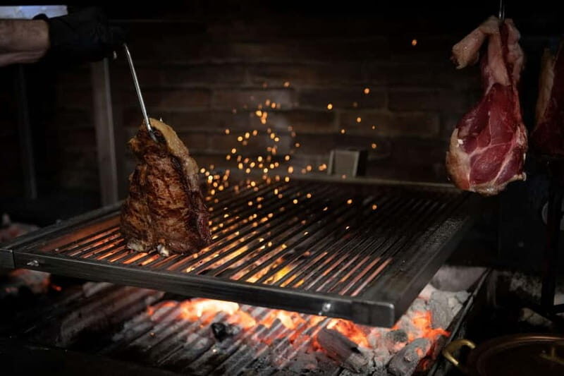 Florence: Live Grill Show & Steak Dinner with Wine - A Detailed Look at the Experience