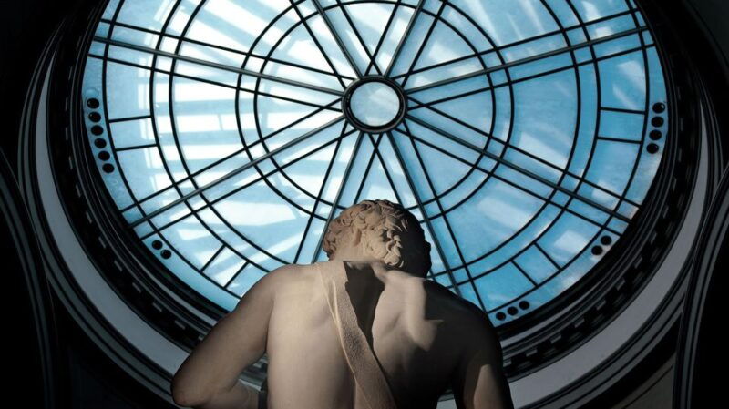 florence-michelangelos-david-a-sip-through-a-wine-window