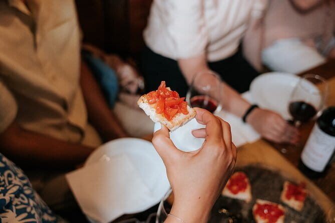 Florence Oltrarno Neighborhood Food & Wine Dine Around - Authentic Experiences Highlighted by Reviewers