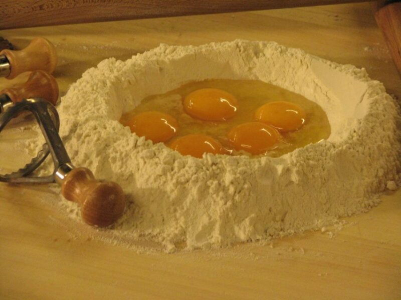 florence-pasta-and-dessert-cooking-class-with-drinks